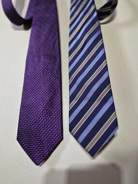 HUGO BOSS Tie Set (2) Mens Purple Geometric & Blue Stripe 100% Silk Italy EUC